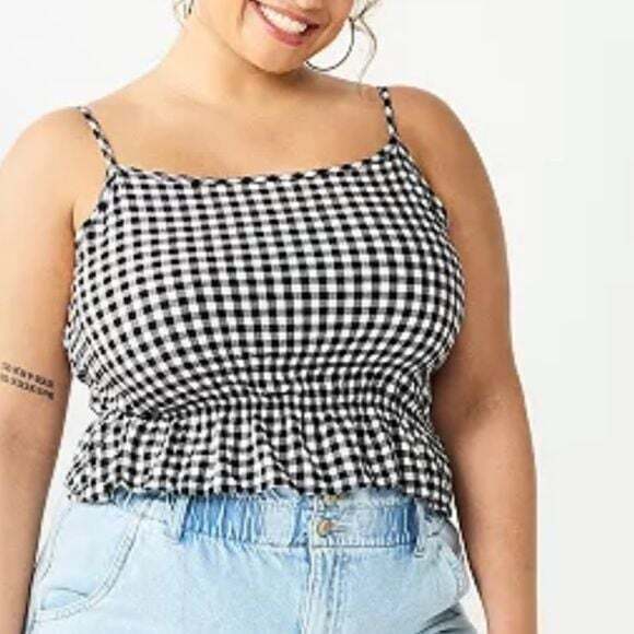 SO Tops - NWT Juniors' Plus Size Cropped Cinch-Waist Tank 3X